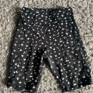 High waisted Hollister shorts